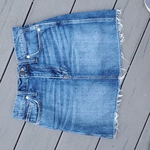 Madewell Jean Skirt size 23 Denim frayed bottom
